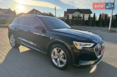 Внедорожник / Кроссовер Audi e-tron 2023 в Хмельницком