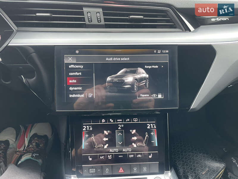 Позашляховик / Кросовер Audi e-tron 2023 в Рівному фото 50 Позашляховик / Кросовер Audi e-tron 2023 в Рівному