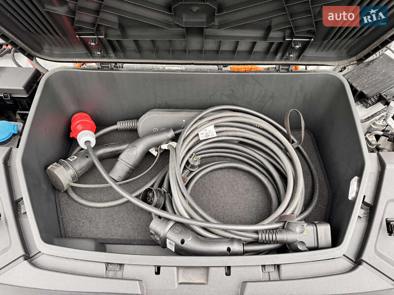 Позашляховик / Кросовер Audi e-tron 2023 в Хмельницькому фото 40 Позашляховик / Кросовер Audi e-tron 2023 в Хмельницькому