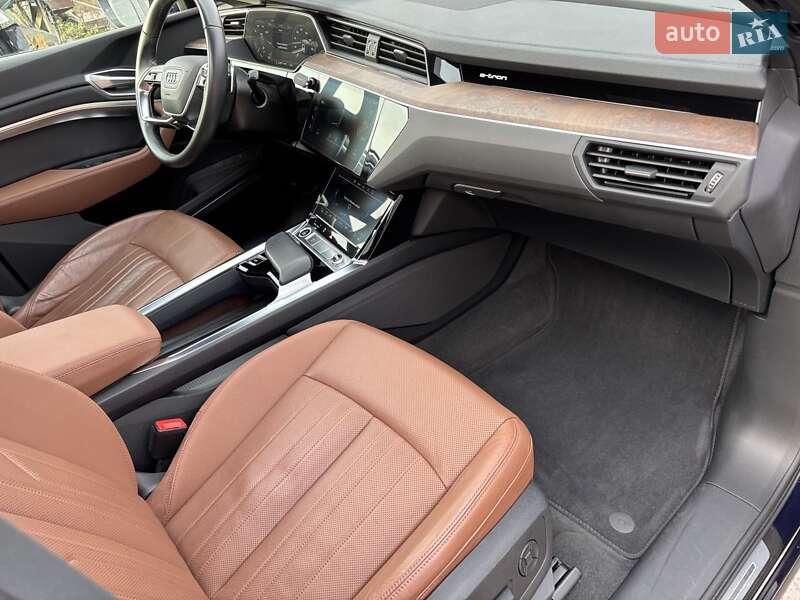 Внедорожник / Кроссовер Audi e-tron 2021 в Ирпене фото 12 Внедорожник / Кроссовер Audi e-tron 2021 в Ирпене