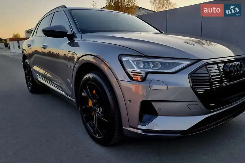 Audi e-tron 2021
