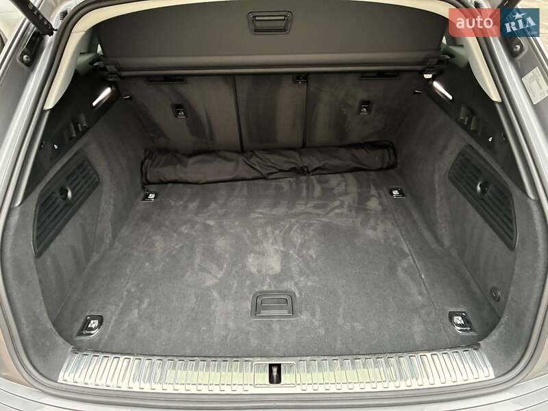 Позашляховик / Кросовер Audi e-tron 2022 в Києві