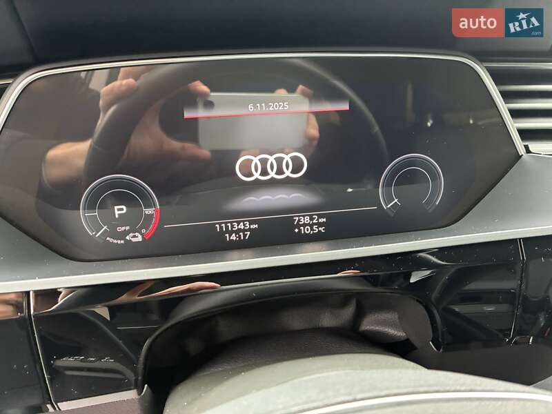 Позашляховик / Кросовер Audi e-tron 2022 в Києві