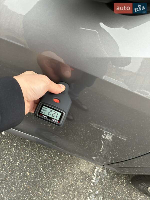 Позашляховик / Кросовер Audi e-tron 2022 в Києві