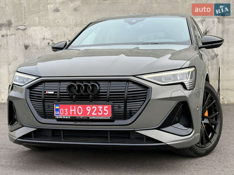 Позашляховик / Кросовер Audi e-tron 2022 в Львові