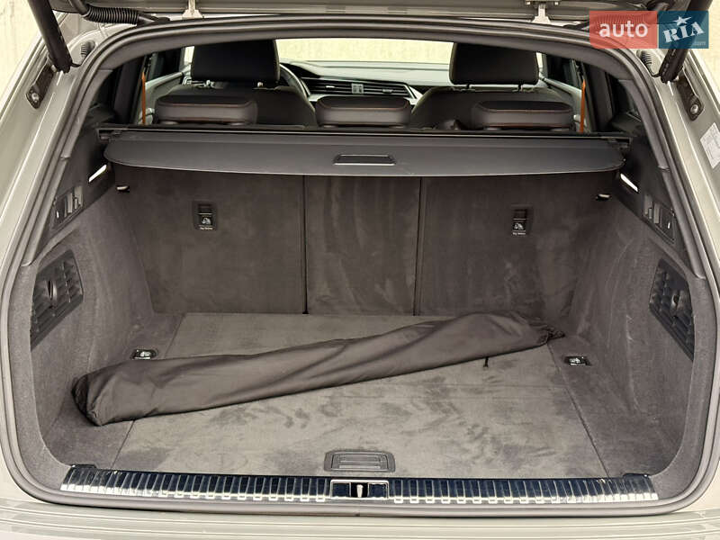 Позашляховик / Кросовер Audi e-tron 2022 в Львові