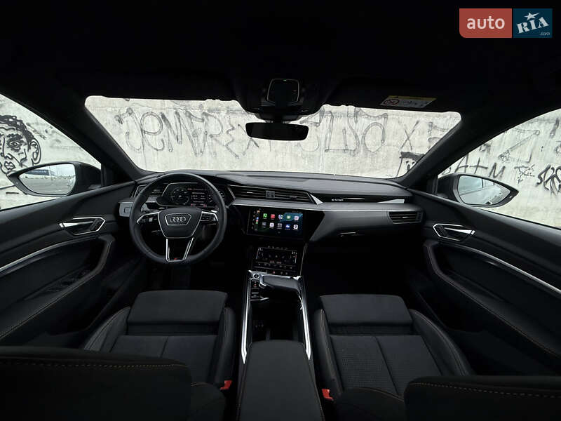 Позашляховик / Кросовер Audi e-tron 2022 в Львові