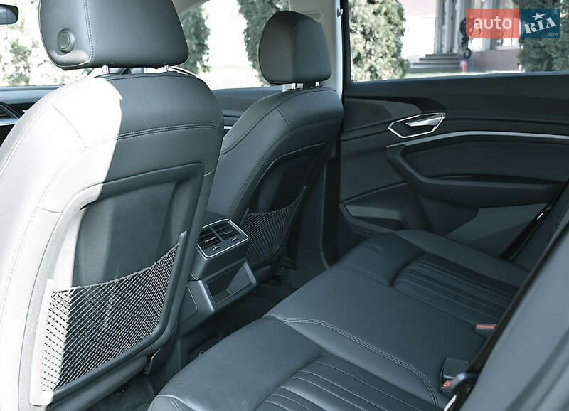 Внедорожник / Кроссовер Audi e-tron 2021 в Черновцах фото 11 Внедорожник / Кроссовер Audi e-tron 2021 в Черновцах