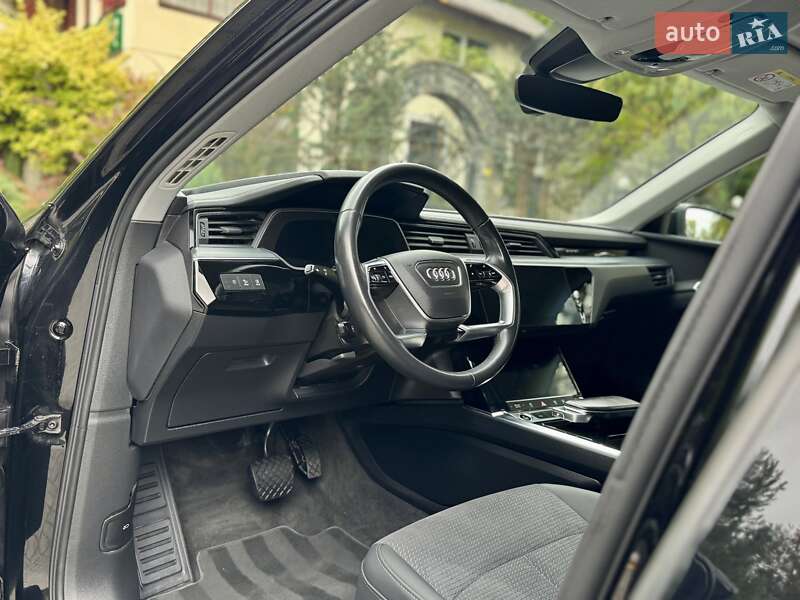 Позашляховик / Кросовер Audi e-tron 2020 в Дрогобичі