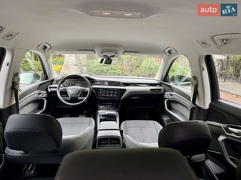 Позашляховик / Кросовер Audi e-tron 2020 в Дрогобичі