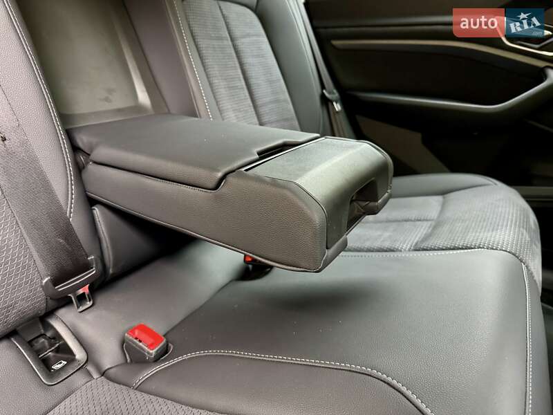 Позашляховик / Кросовер Audi e-tron 2020 в Дрогобичі