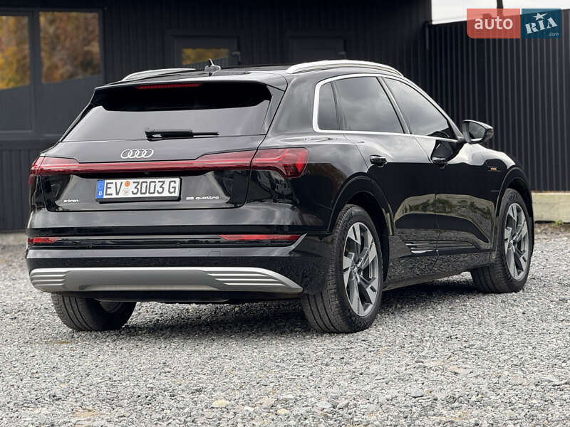 Позашляховик / Кросовер Audi e-tron 2019 в Дрогобичі