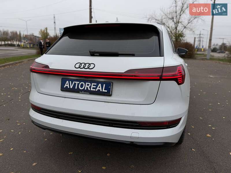 Позашляховик / Кросовер Audi e-tron 2019 в Кривому Розі фото 30 Позашляховик / Кросовер Audi e-tron 2019 в Кривому Розі