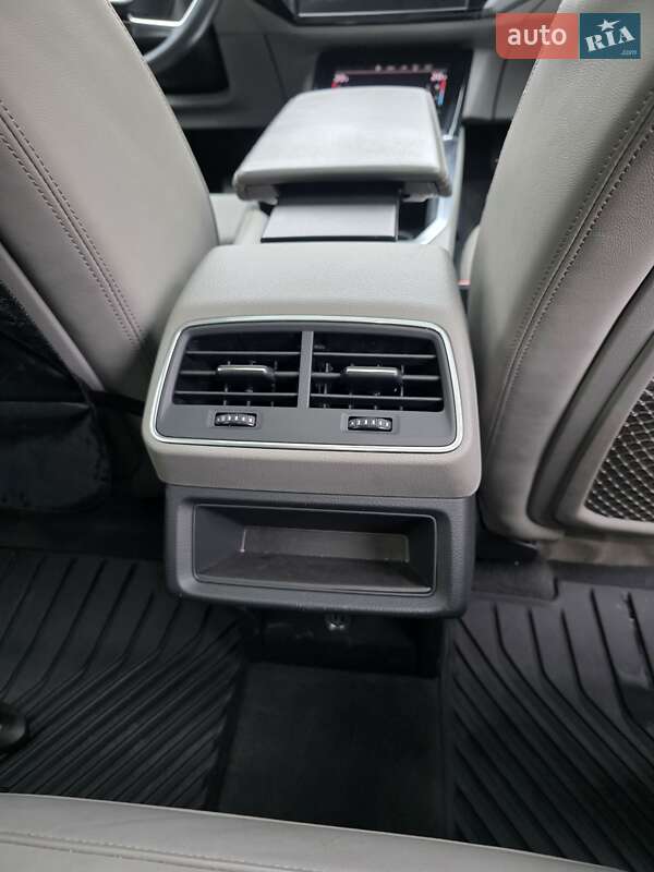 Внедорожник / Кроссовер Audi e-tron 2020 в Тернополе фото 26 Внедорожник / Кроссовер Audi e-tron 2020 в Тернополе