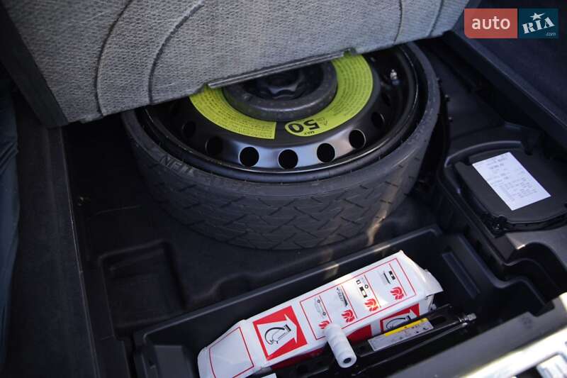 Внедорожник / Кроссовер Audi e-tron 2022 в Дубно