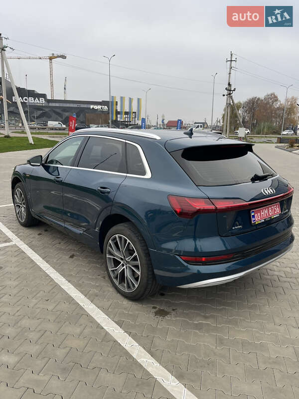 Позашляховик / Кросовер Audi e-tron 2020 в Луцьку