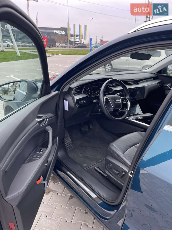 Позашляховик / Кросовер Audi e-tron 2020 в Луцьку