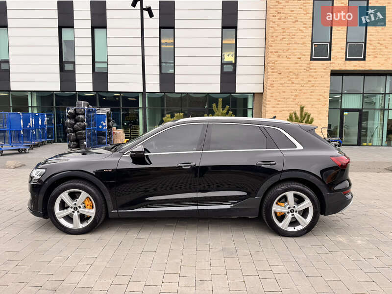 Внедорожник / Кроссовер Audi e-tron 2023 в Хмельницком фото 11 Внедорожник / Кроссовер Audi e-tron 2023 в Хмельницком