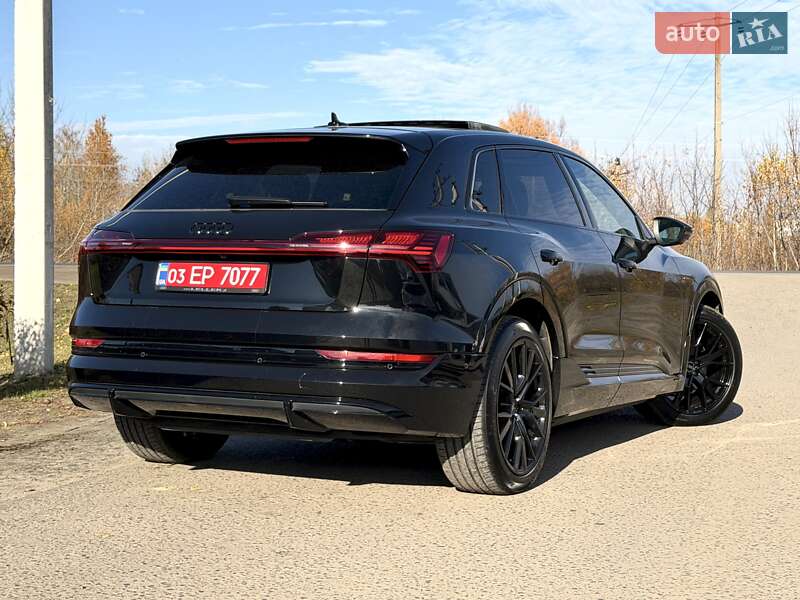 Позашляховик / Кросовер Audi e-tron 2022 в Ковелі