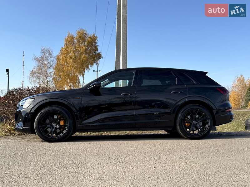 Позашляховик / Кросовер Audi e-tron 2022 в Ковелі