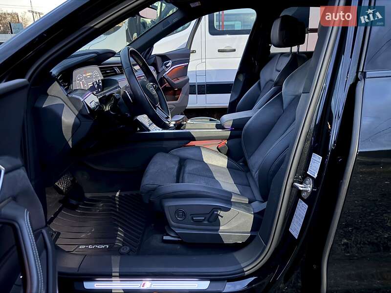 Позашляховик / Кросовер Audi e-tron 2022 в Ковелі