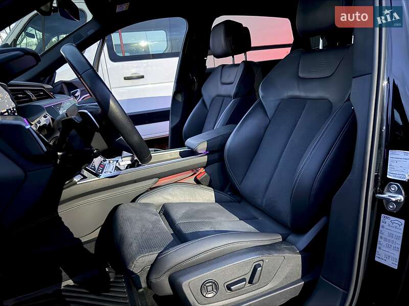 Позашляховик / Кросовер Audi e-tron 2022 в Ковелі