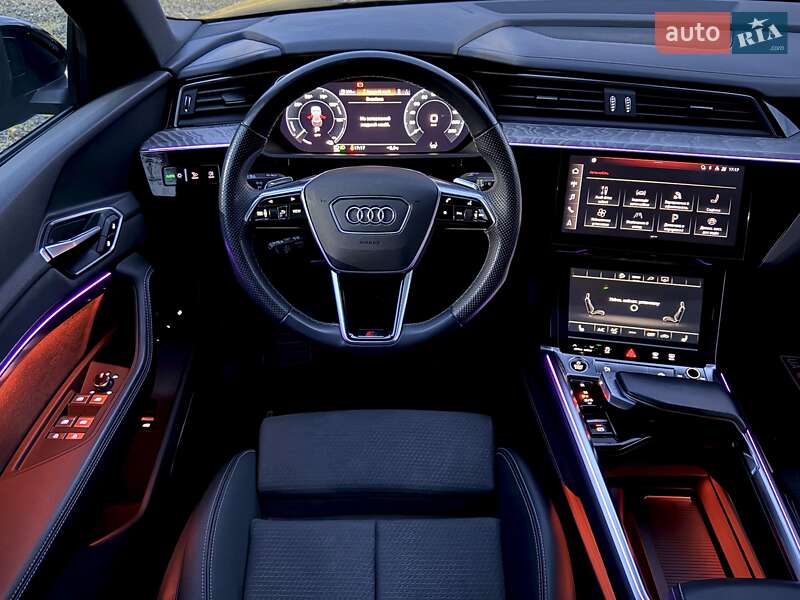 Позашляховик / Кросовер Audi e-tron 2022 в Ковелі