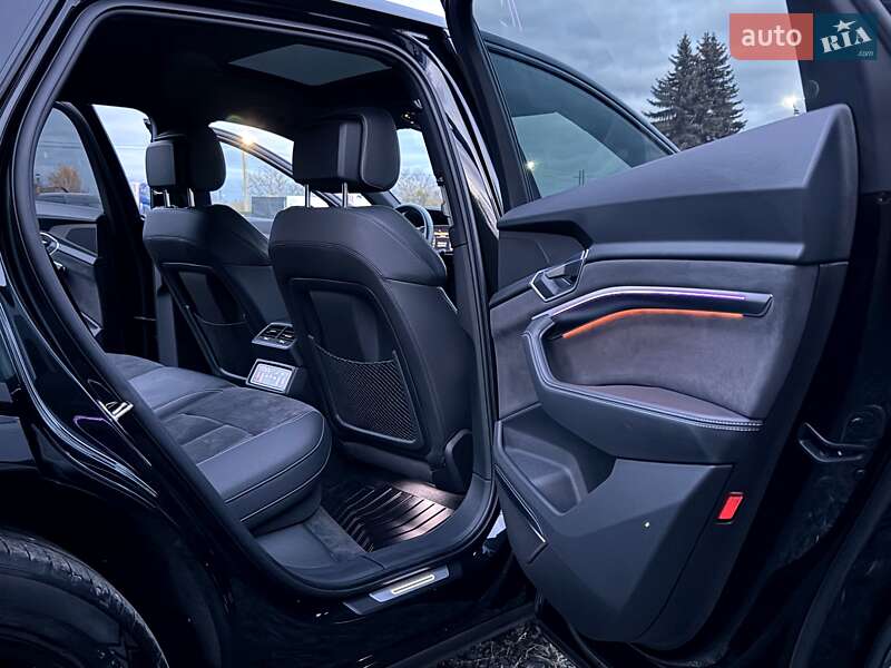 Позашляховик / Кросовер Audi e-tron 2022 в Ковелі