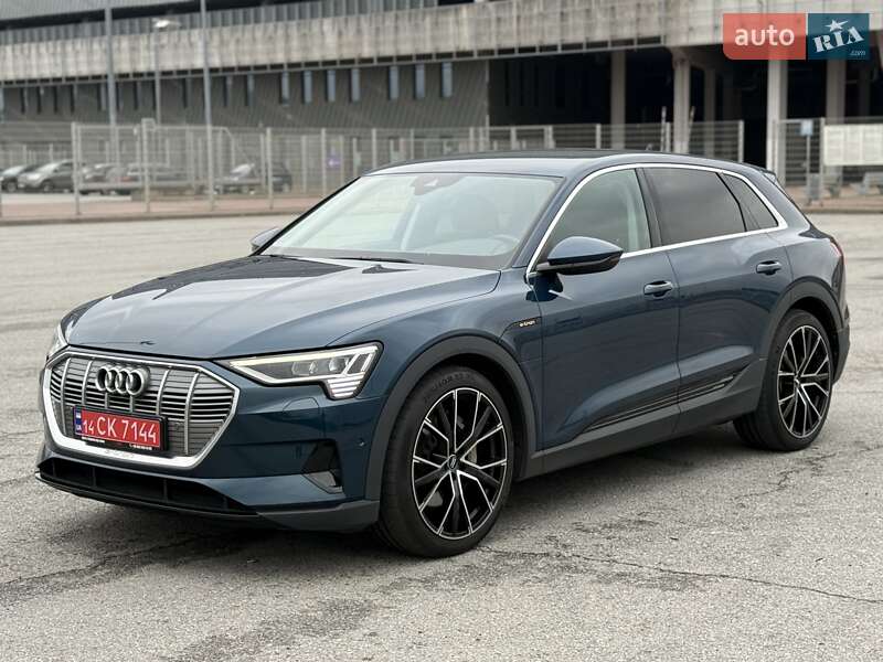 Позашляховик / Кросовер Audi e-tron 2021 в Києві фото 6 Позашляховик / Кросовер Audi e-tron 2021 в Києві