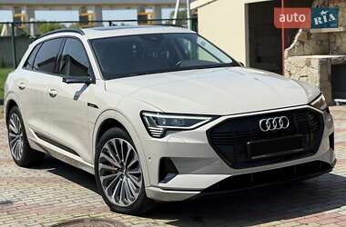 Внедорожник / Кроссовер Audi e-tron 2019 в Львове