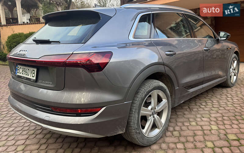 Позашляховик / Кросовер Audi e-tron 2019 в Львові
