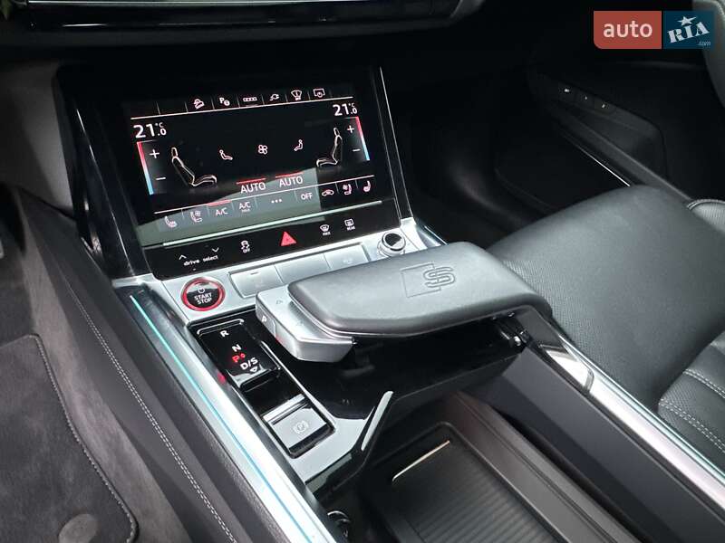Внедорожник / Кроссовер Audi e-tron 2021 в Киеве фото 47 Внедорожник / Кроссовер Audi e-tron 2021 в Киеве