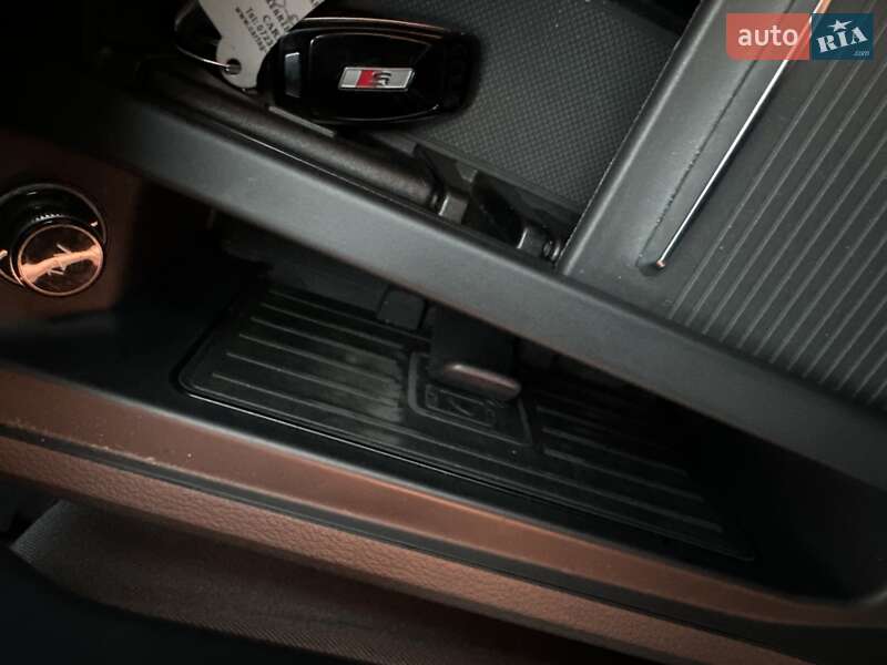 Внедорожник / Кроссовер Audi e-tron 2021 в Киеве фото 69 Внедорожник / Кроссовер Audi e-tron 2021 в Киеве