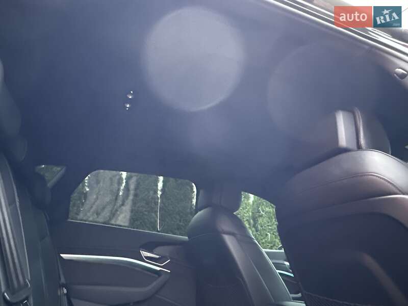 Внедорожник / Кроссовер Audi e-tron 2021 в Киеве фото 78 Внедорожник / Кроссовер Audi e-tron 2021 в Киеве