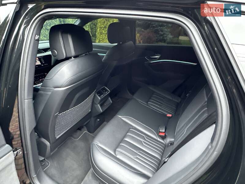 Внедорожник / Кроссовер Audi e-tron 2021 в Киеве фото 80 Внедорожник / Кроссовер Audi e-tron 2021 в Киеве