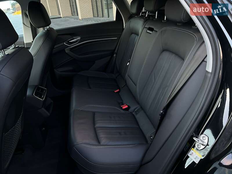 Внедорожник / Кроссовер Audi e-tron 2021 в Виннице