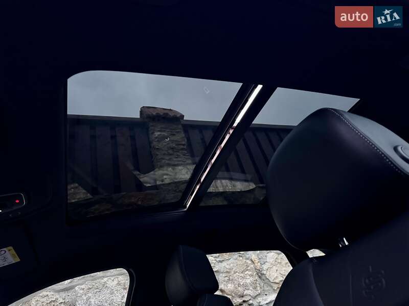 Позашляховик / Кросовер Audi e-tron 2019 в Рівному