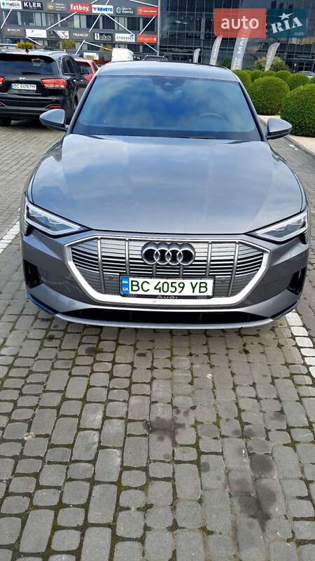 Внедорожник / Кроссовер Audi e-tron 2019 в Львове