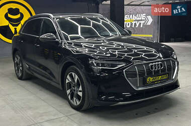 Позашляховик / Кросовер Audi e-tron 2020 в Чернівцях