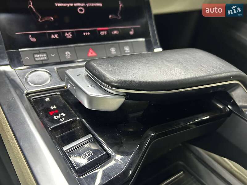 Внедорожник / Кроссовер Audi e-tron 2020 в Черновцах фото 17 Внедорожник / Кроссовер Audi e-tron 2020 в Черновцах