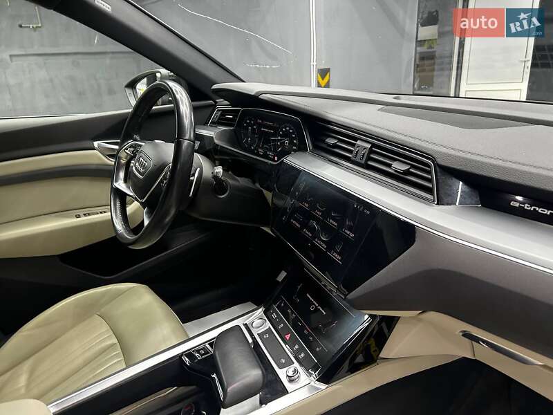 Внедорожник / Кроссовер Audi e-tron 2020 в Черновцах фото 22 Внедорожник / Кроссовер Audi e-tron 2020 в Черновцах