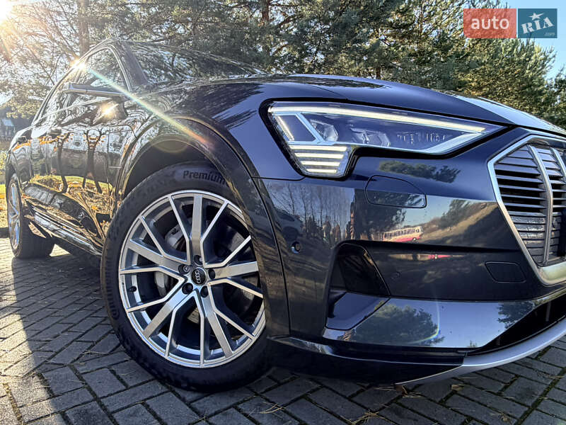 Внедорожник / Кроссовер Audi e-tron 2020 в Дрогобыче