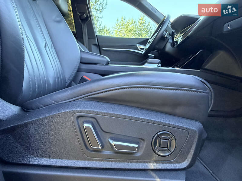 Внедорожник / Кроссовер Audi e-tron 2020 в Дрогобыче