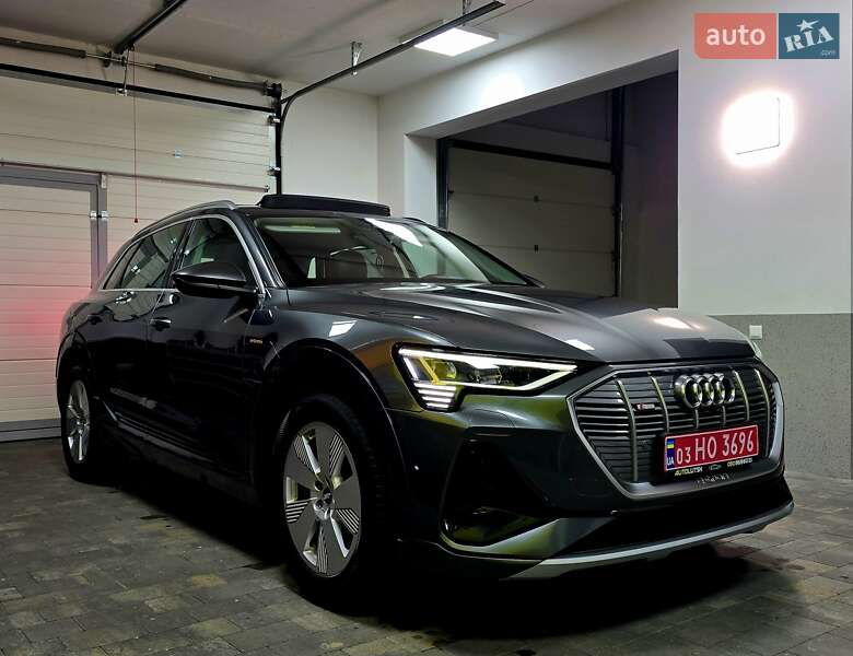 Позашляховик / Кросовер Audi e-tron 2020 в Луцьку