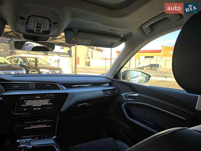 Позашляховик / Кросовер Audi e-tron 2020 в Луцьку