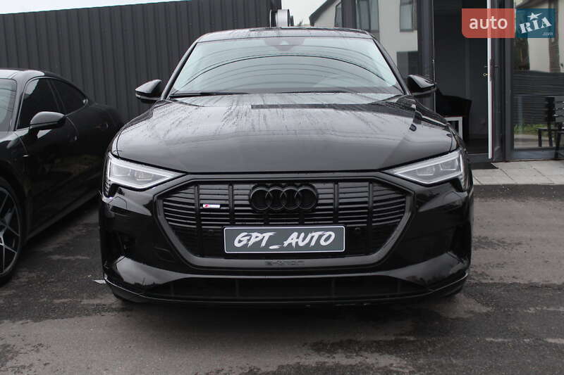 Внедорожник / Кроссовер Audi e-tron 2022 в Киеве фото 12 Внедорожник / Кроссовер Audi e-tron 2022 в Киеве