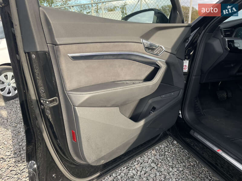 Внедорожник / Кроссовер Audi e-tron 2021 в Львове