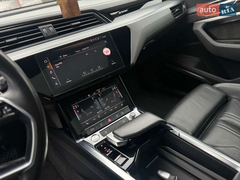 Внедорожник / Кроссовер Audi e-tron 2019 в Ивано-Франковске фото 27 Внедорожник / Кроссовер Audi e-tron 2019 в Ивано-Франковске