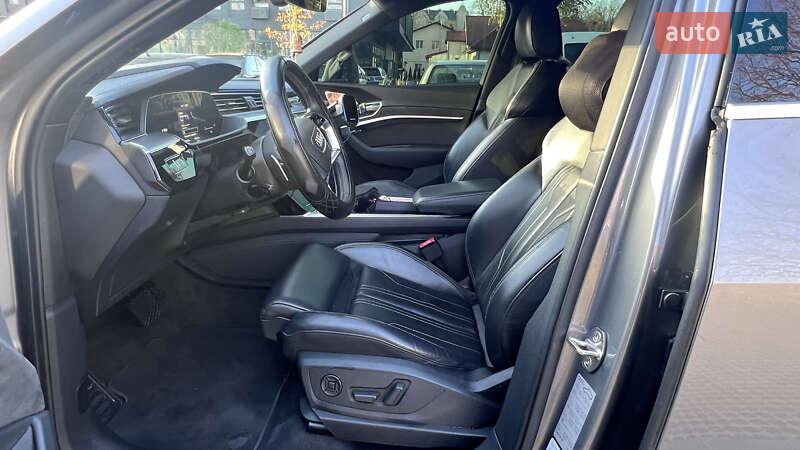 Позашляховик / Кросовер Audi e-tron 2019 в Львові