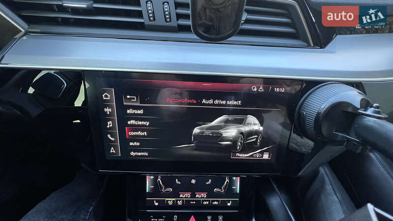 Позашляховик / Кросовер Audi e-tron 2019 в Львові